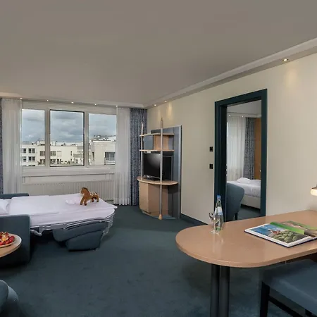 Maritim Proarte 4*