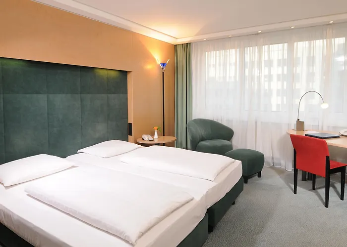 Отель Maritim Proarte 4*