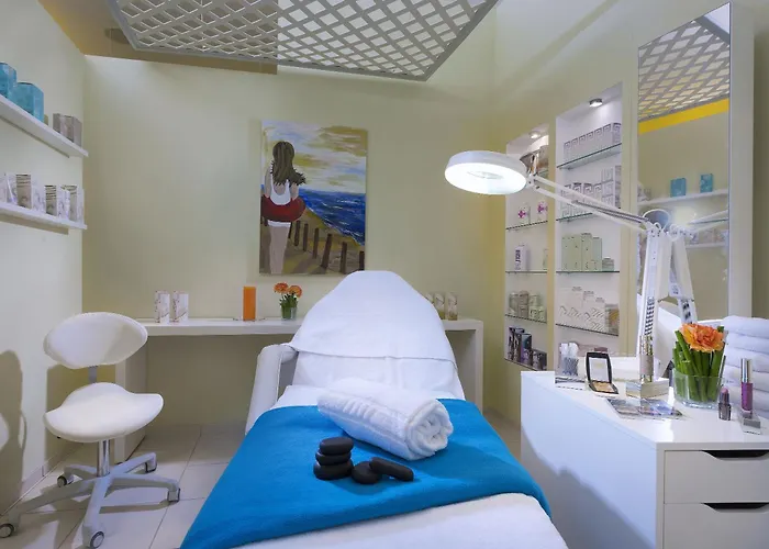 Maritim Proarte Hotel 4*