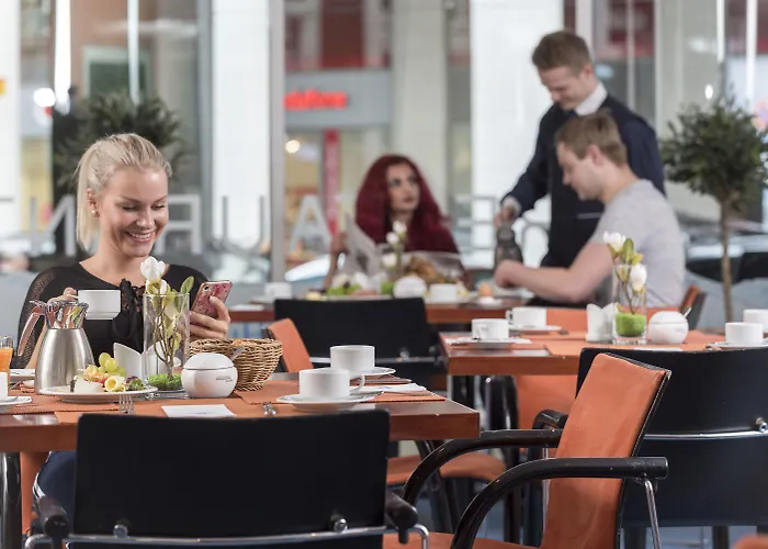 Отель Maritim Proarte 4*