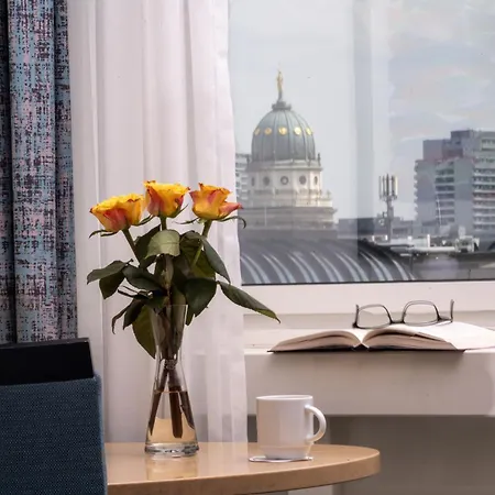 Maritim Proarte Hotel